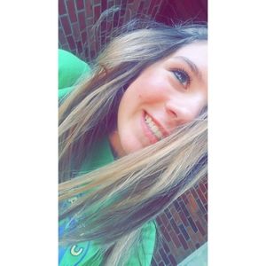 Meet your Posher, Emmaleigh